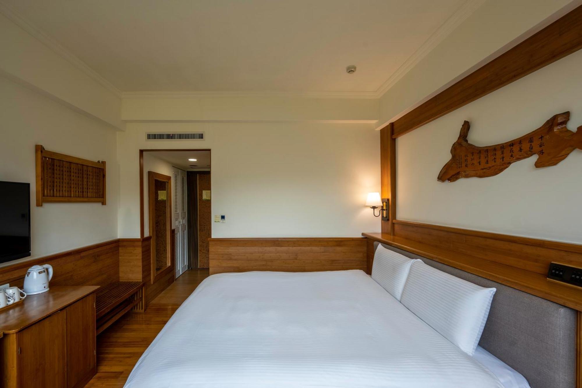 Ginkgo Hotel Lugu Extérieur photo