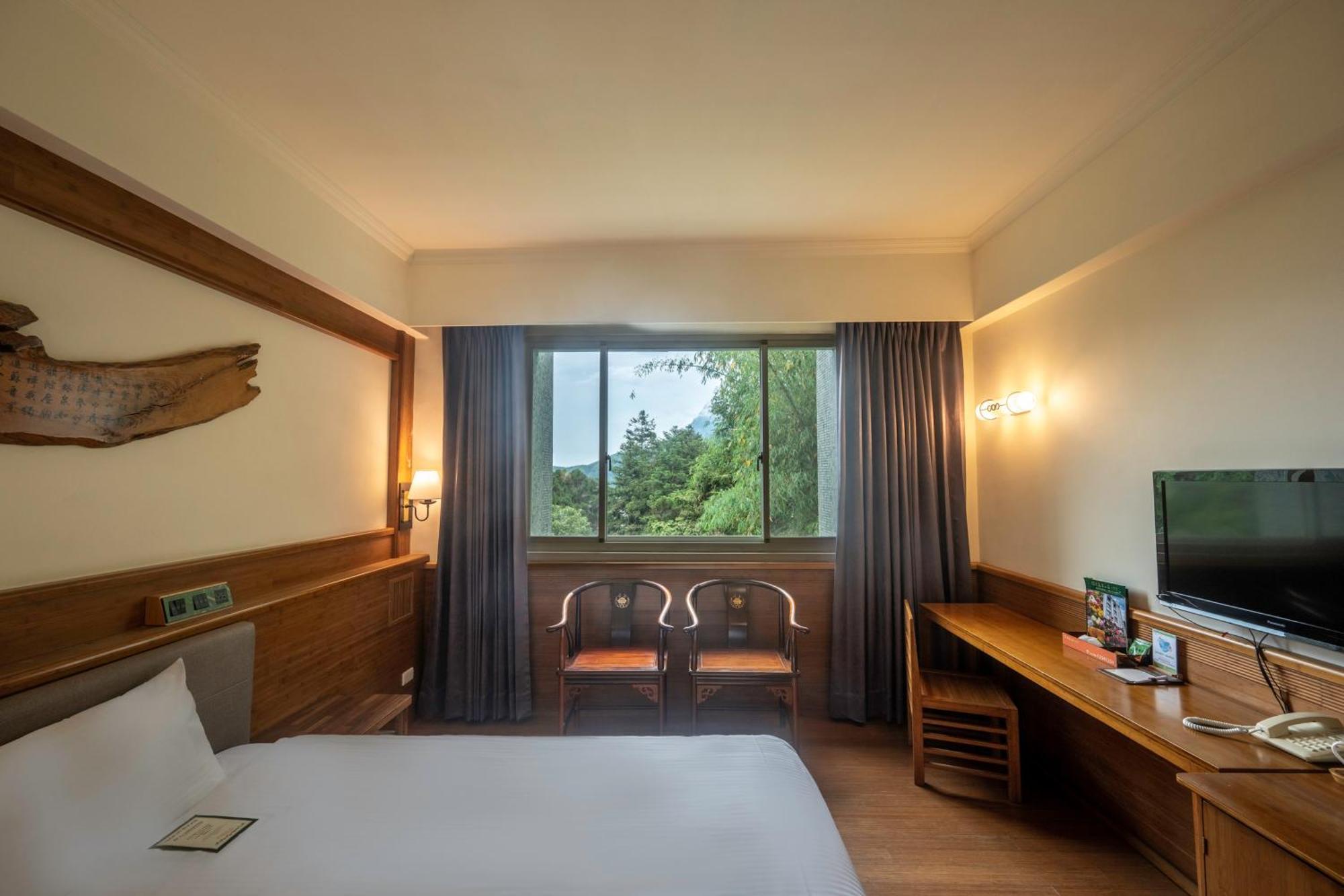 Ginkgo Hotel Lugu Extérieur photo
