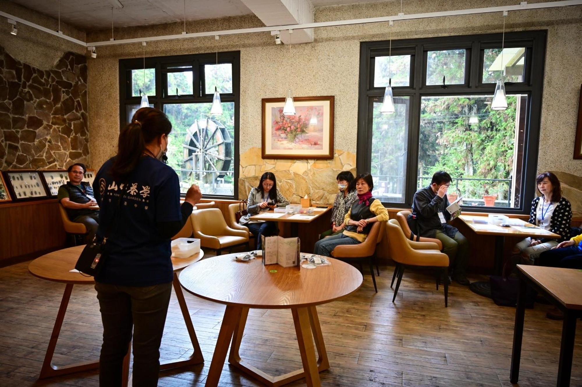 Ginkgo Hotel Lugu Extérieur photo